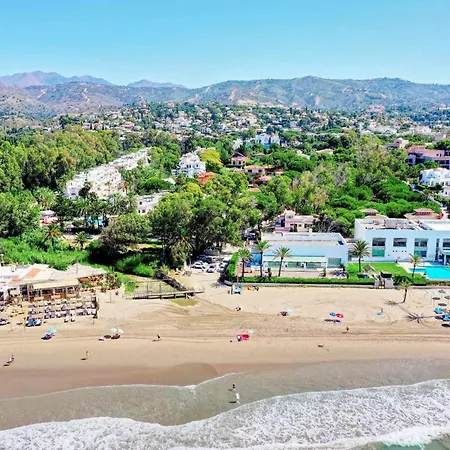 2045 Golden Steps From The Sea Апартаменты