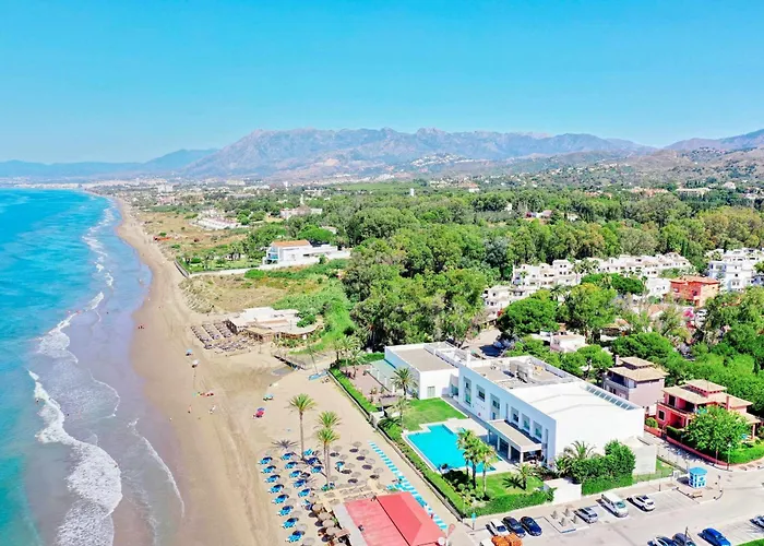 2045 Golden Steps From The Sea * Marbella
